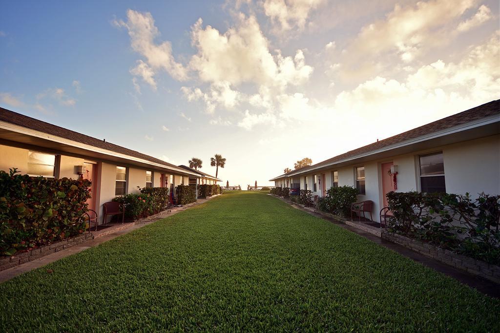 Surf Studio Beach Resort Cocoa Beach Εξωτερικό φωτογραφία